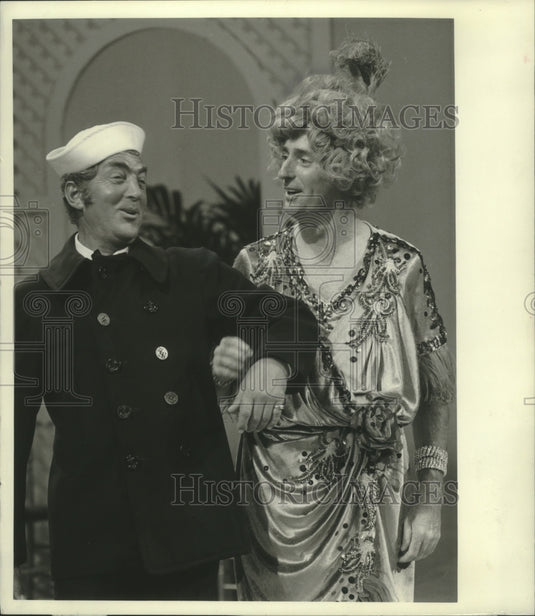 1971, Entertainers Dean Martin and Dick Martin - mjp31538 - Historic Images