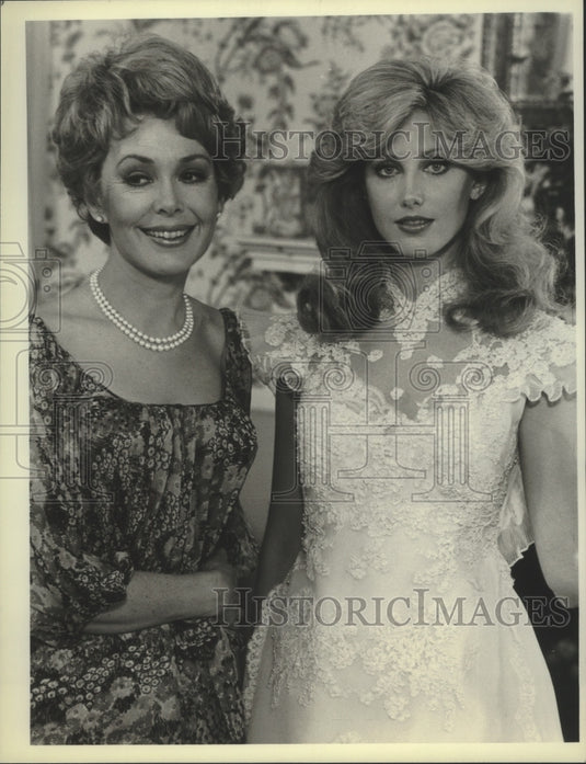 1980, Barbara Rush and Moran Fairchild in "Flamingo Road" - mjp31576 - Historic Images