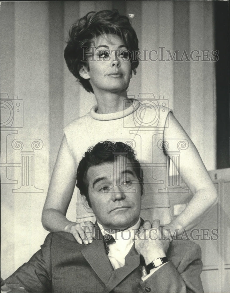 1970, Actress Barbara Rush, Scott McKay in comedy show "Forty Carats" - Historic Images