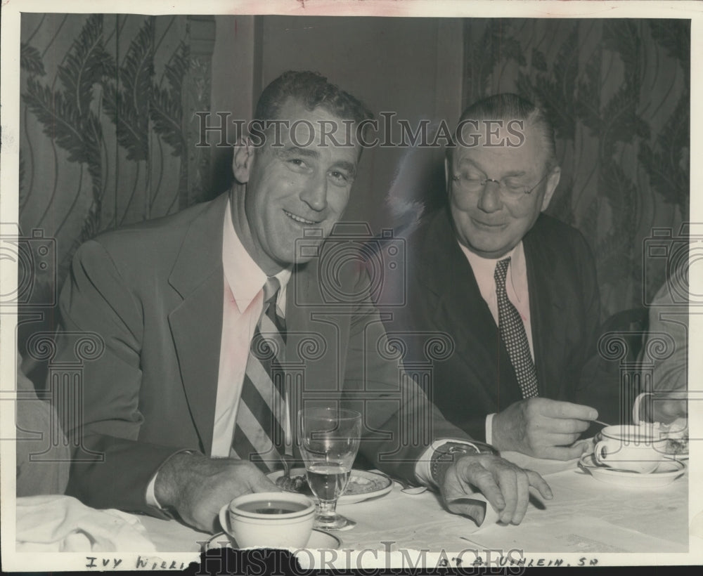 1951 Press Photo Ivy Williamson, University of Wisconsin, & Robert A. Urhlein - Historic Images
