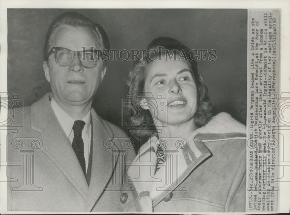 1958, Ingrid Bergman &amp; new husband, Lars Schmidt in Paris - mjp31799 - Historic Images