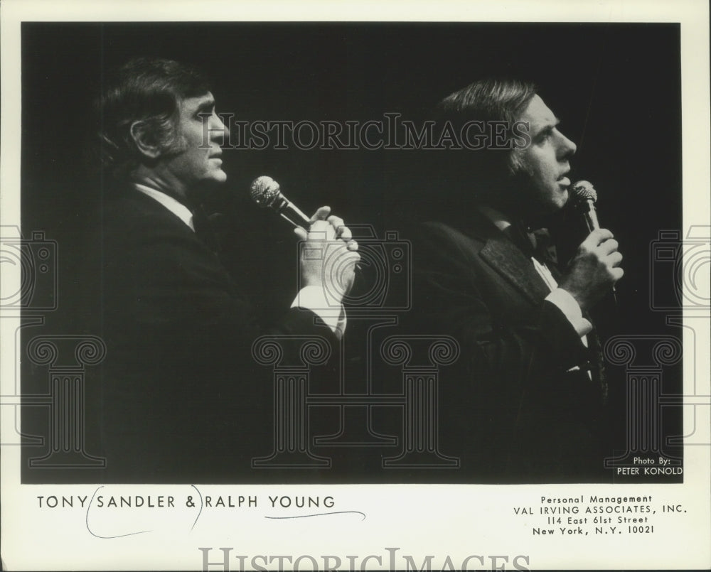 1978, Singers Tony Sandler &amp; Ralph Young. - mjp31851 - Historic Images