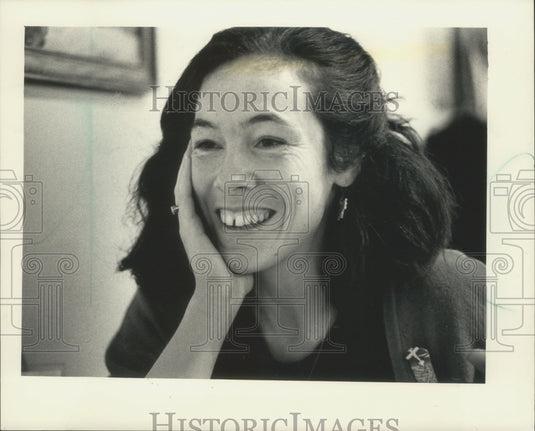 1987, Clara Schmidt singer, prefers bowling on the road, Milwaukee. - Historic Images