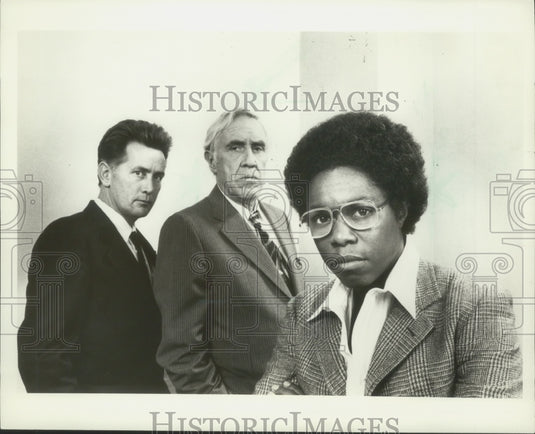 1985 Press Photo Jason Robards With Others On Television Cable - mjp31889 - Historic Images