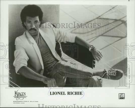 1983 Press Photo Lionel Richie - mjp31890 - Historic Images