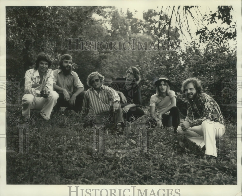 1974 Press Photo Musical group Jr. Bizarre to play at Milwaukee State Fair Park- Historic Images