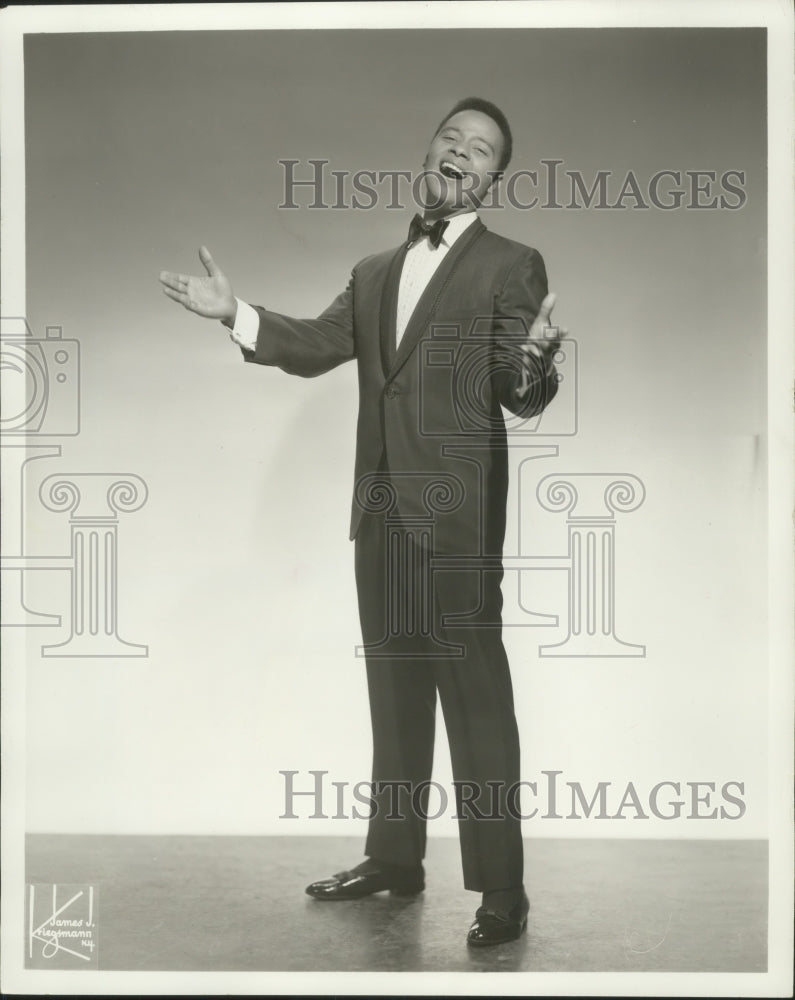 1967, Singer-actor Lonnie Sattin - mjp32794 - Historic Images