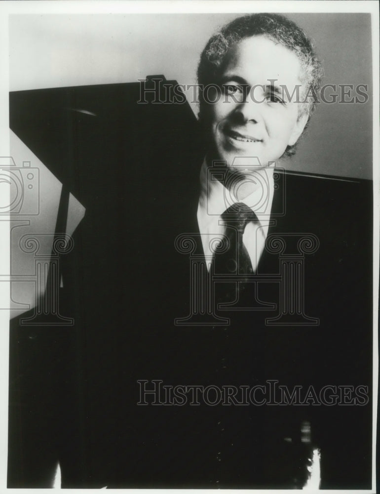 1981 Press Photo Russell Sherman, pianist, at Ravinia Festival - mjp32964 - Historic Images