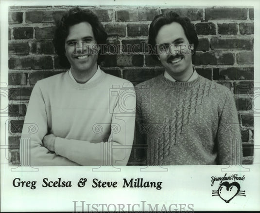 1988 Press Photo Singing Duo Greg Scelsa & Steve Millang - mjp33124 - Historic Images