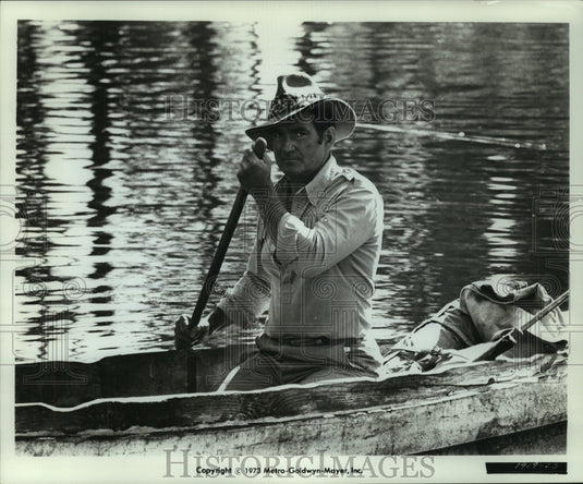 1973, Actor Rod Taylor in "Trader Horn" - mjp33368 - Historic Images