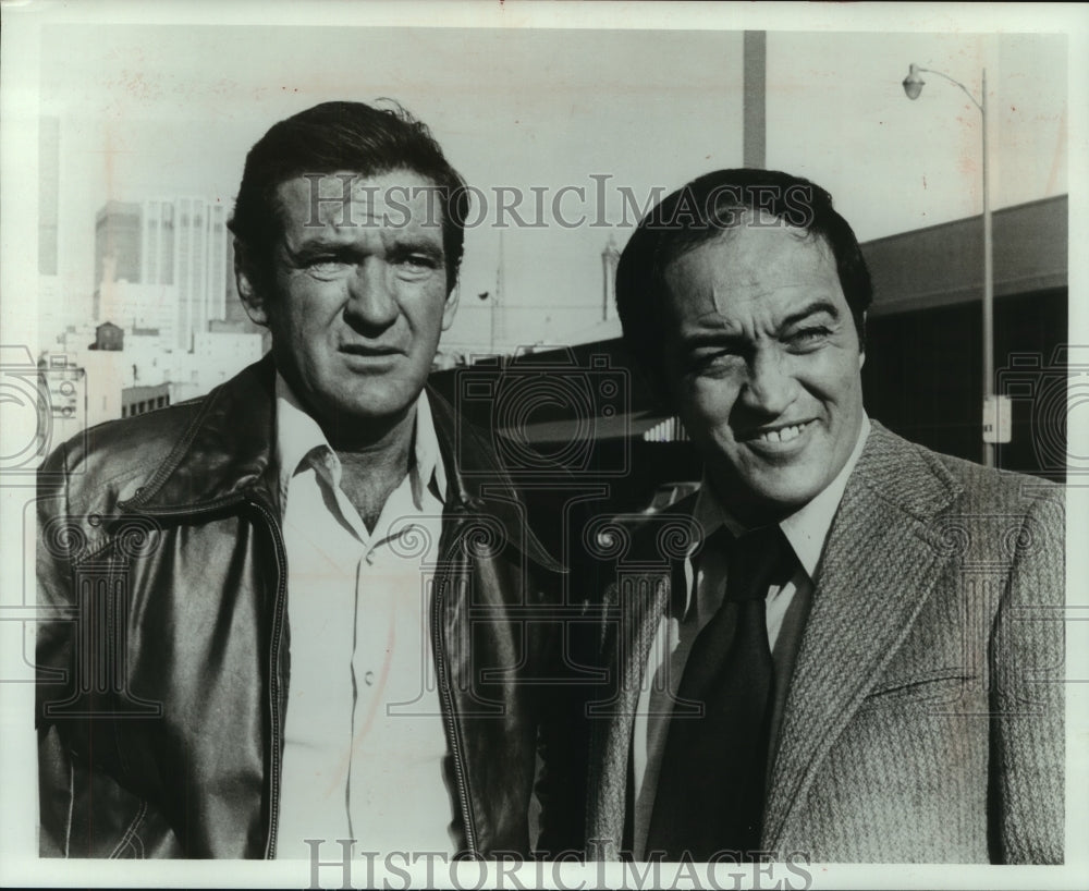 1975, Actors Rod Taylor &amp; Joe Santos in &quot;Shamus&quot; - mjp33379 - Historic Images
