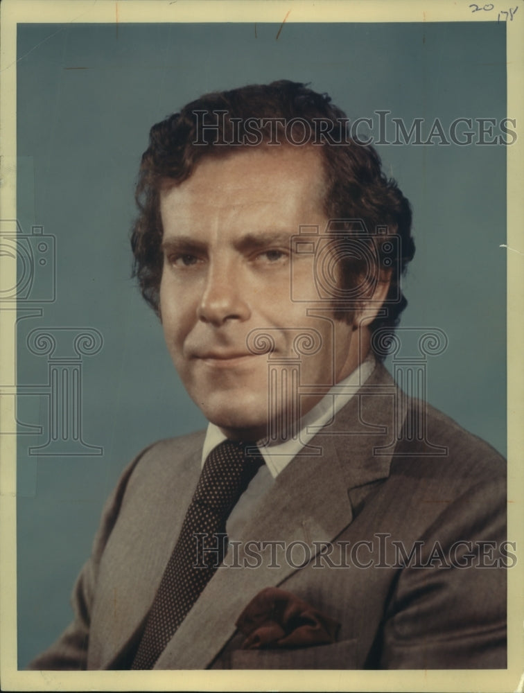 1971 Press Photo CBS News Correspondent Morley Safer on &quot;60 Minutes&quot; - mjp33643-Historic Images