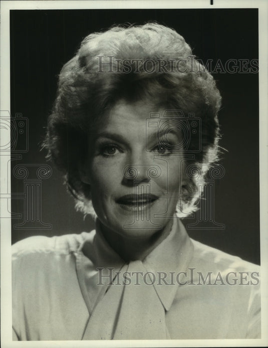 1976, Pippa Scott stars in the new series "Jigsaw John" on NBC-TV - Historic Images