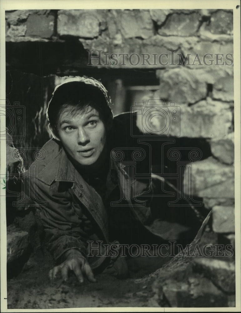 1984, Richard Thomas stars in "Berlin Tunnel 21" - mjp33716 - Historic Images