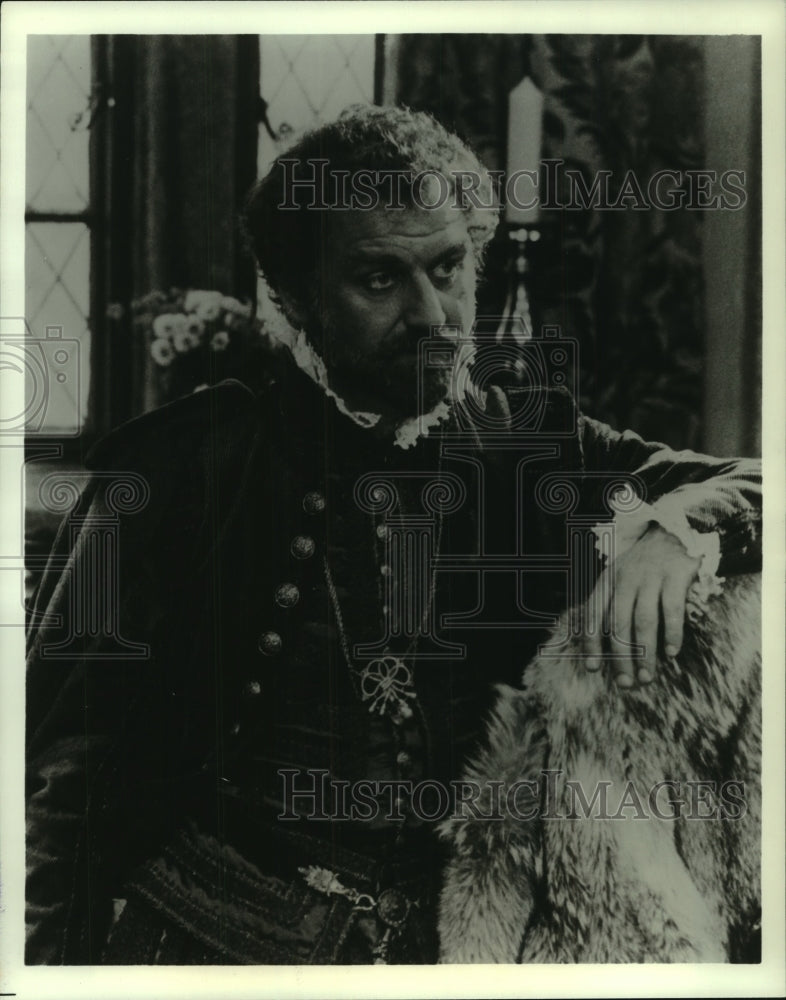 1983 Press Photo British actor John Thaw in PBS' "Drake's Venture" - mjp33735 - Historic Images