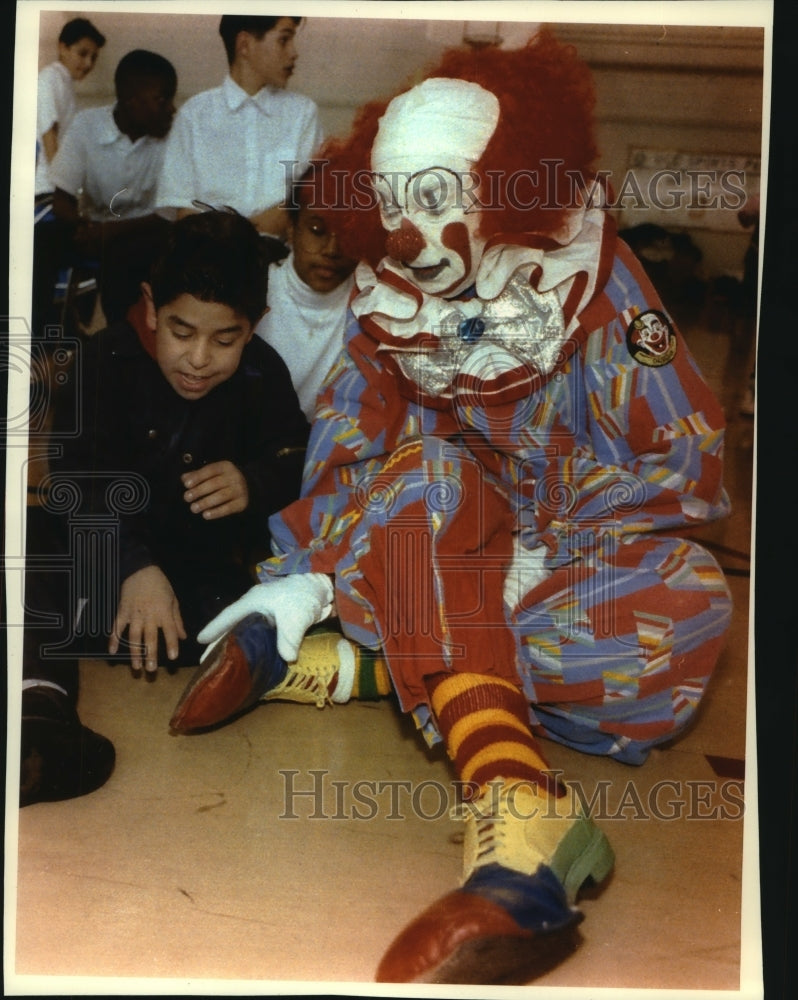 1993, Frank Martinez, Sparkles the clown at United Community Center - Historic Images