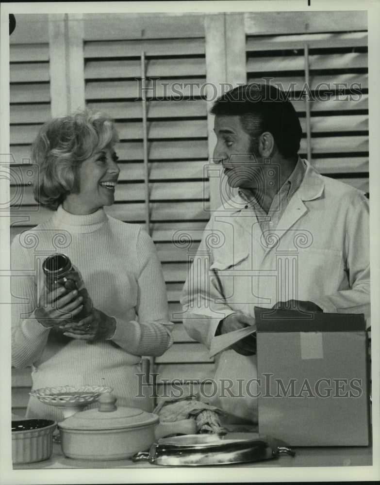 1973, Dinah Shore hosts "Dinah in Search of the Ideal Man" - Historic Images