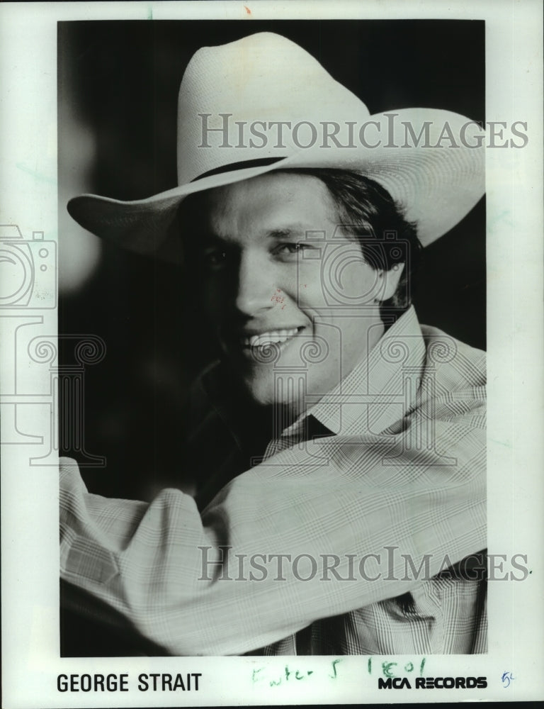 1985 Press Photo Country Singer George Strait - mjp34099 - Historic Images