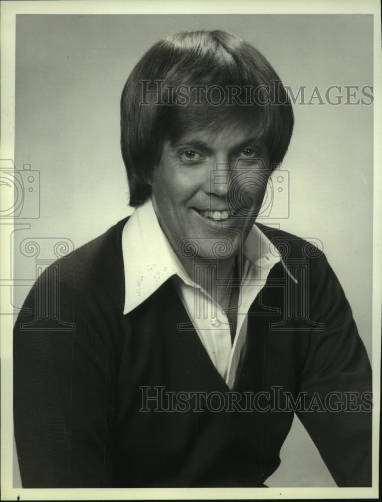 1979 Press Photo Comedian Skip Stephenson, traveling co-hosts of "Real People" - Historic Images