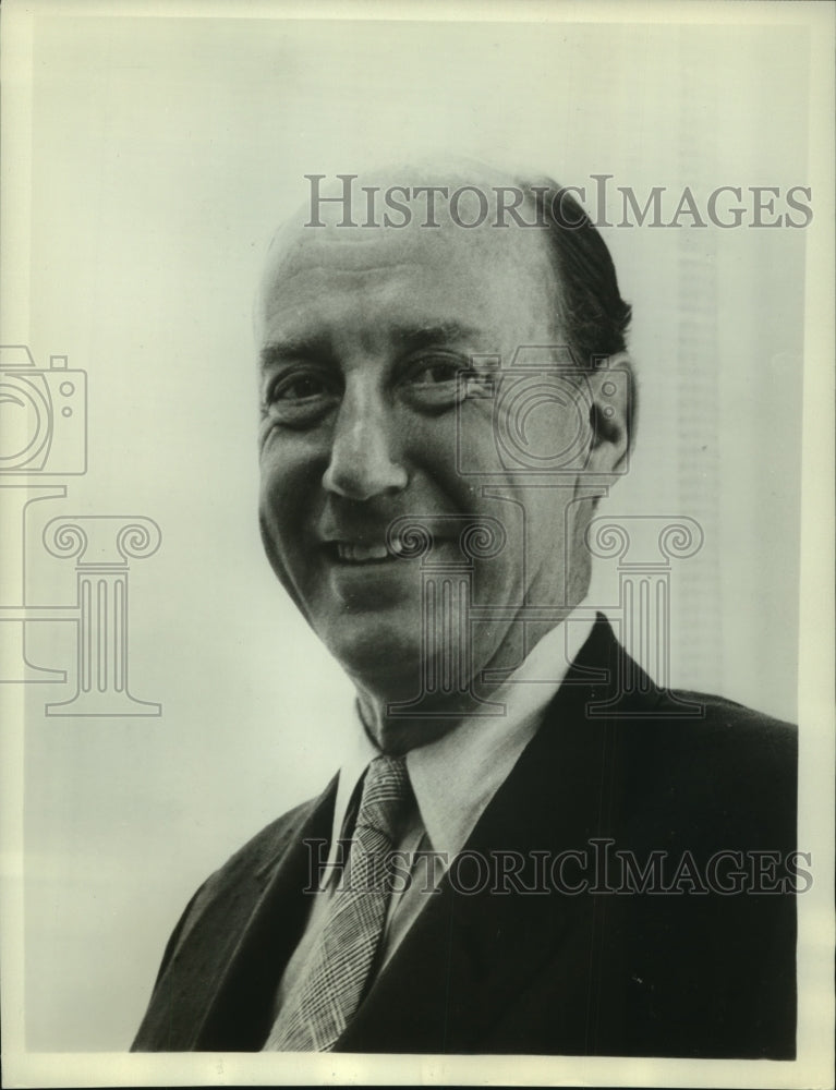 1962, Ambassador Adlai E Stevenson hosts Adlai Stevenson Reports - Historic Images