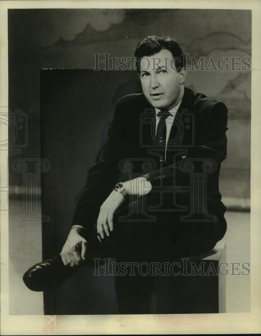 1960, Humorist Herb Shriner in "Way Back in 1960" - mjp34311 - Historic Images