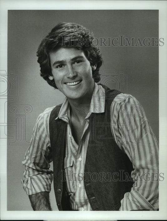 1978 Steve Shortridge as Beau De Lebarre in "Welcome Back, Kotter" - Historic Images