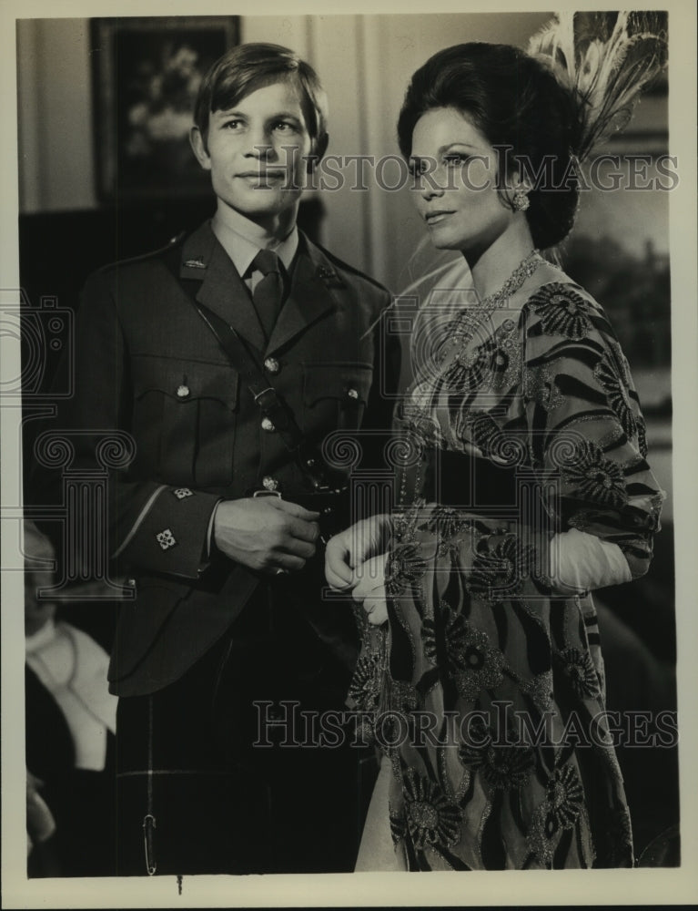 1974, Michael York and Alexandra Stewart in "Zeppelin" - mjp34456 - Historic Images