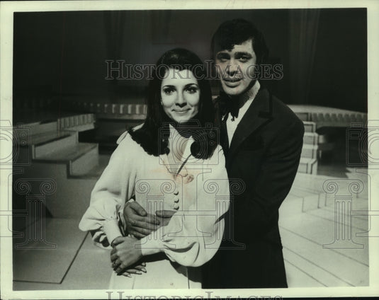 1970, Singer Dana Valery, United States - mjp34590 - Historic Images