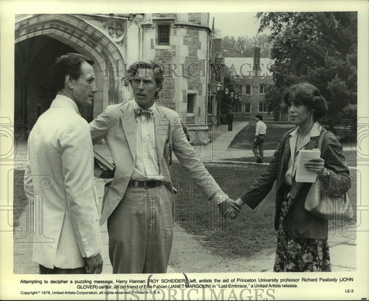 1978, Actor Roy Scheider & co-stars in the movie "Last Embrace" - Historic Images