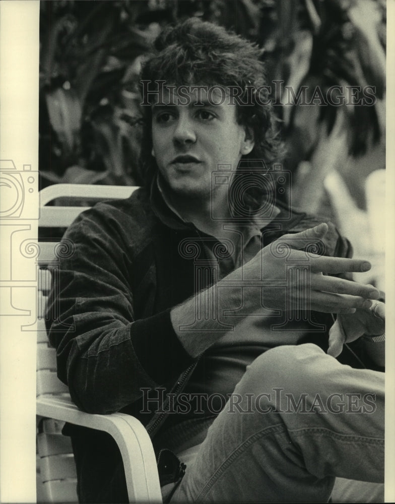 1986 Press Photo Actor Scott Valentine - mjp35093-Historic Images