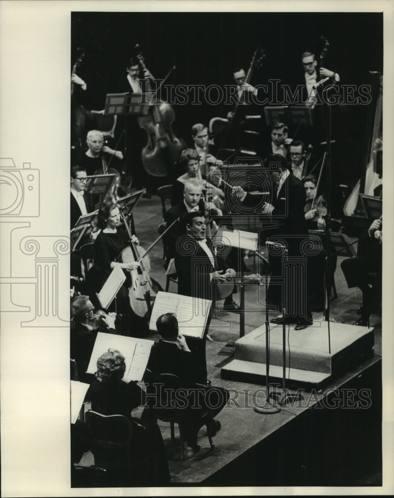 1964, The Milwaukee Symphony Orchestra Featuring Tenor Richard Tucker - Historic Images