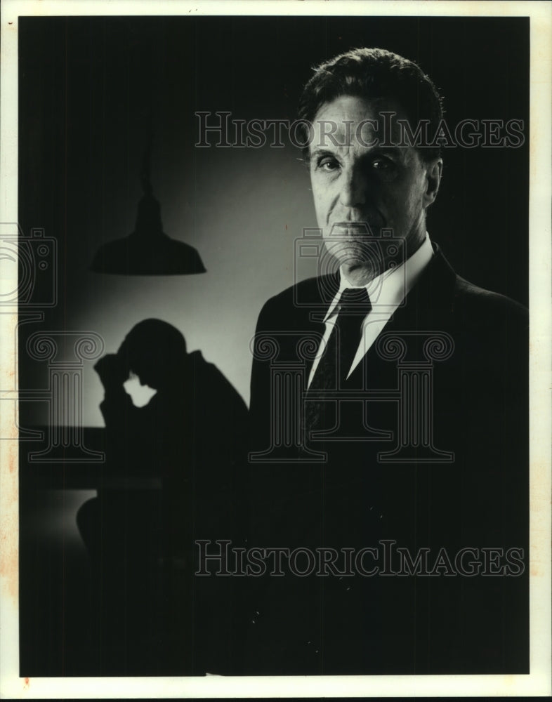 1993, Actor Robert Stack hosts â€œUnsolved Mysteriesâ€ - mjp35426 - Historic Images