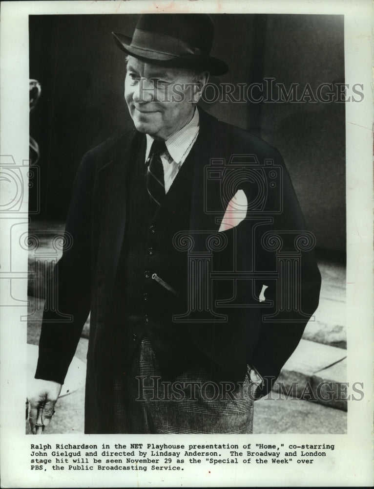 1971, Actor Sir Ralph Richardson - mjp35585 - Historic Images