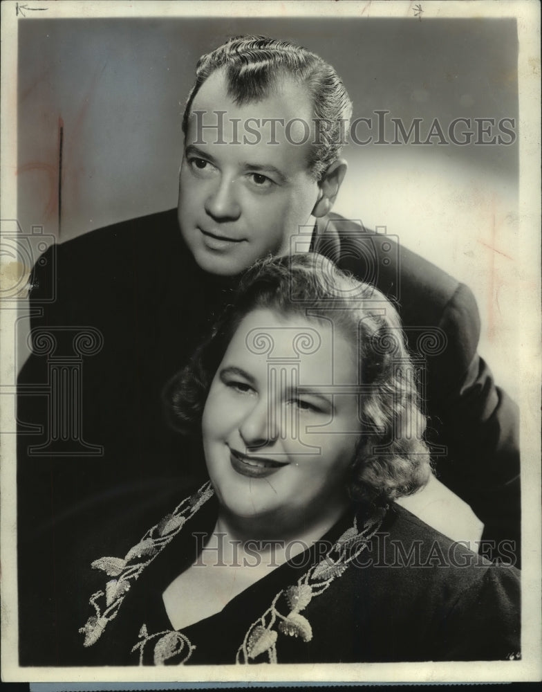 1942, Kate Smith & Ted Collins in "Kate Smith Speaks" - mjp35645 - Historic Images
