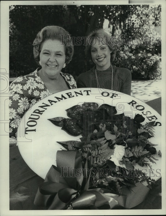 1975 Press Photo Singer Kate Smith and other - mjp35651-Historic Images