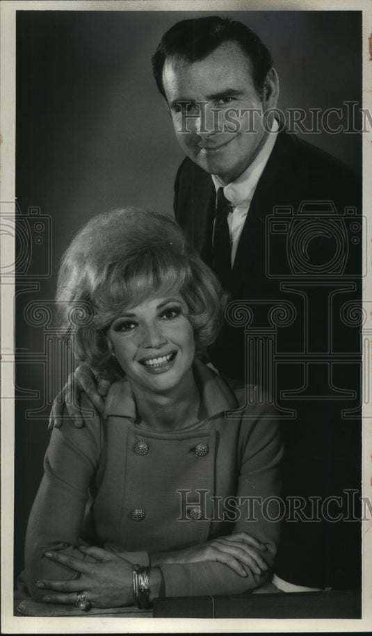 1967, Rute Lee and Richard Fredrick in "The Unsinkable Molly Brown" - Historic Images