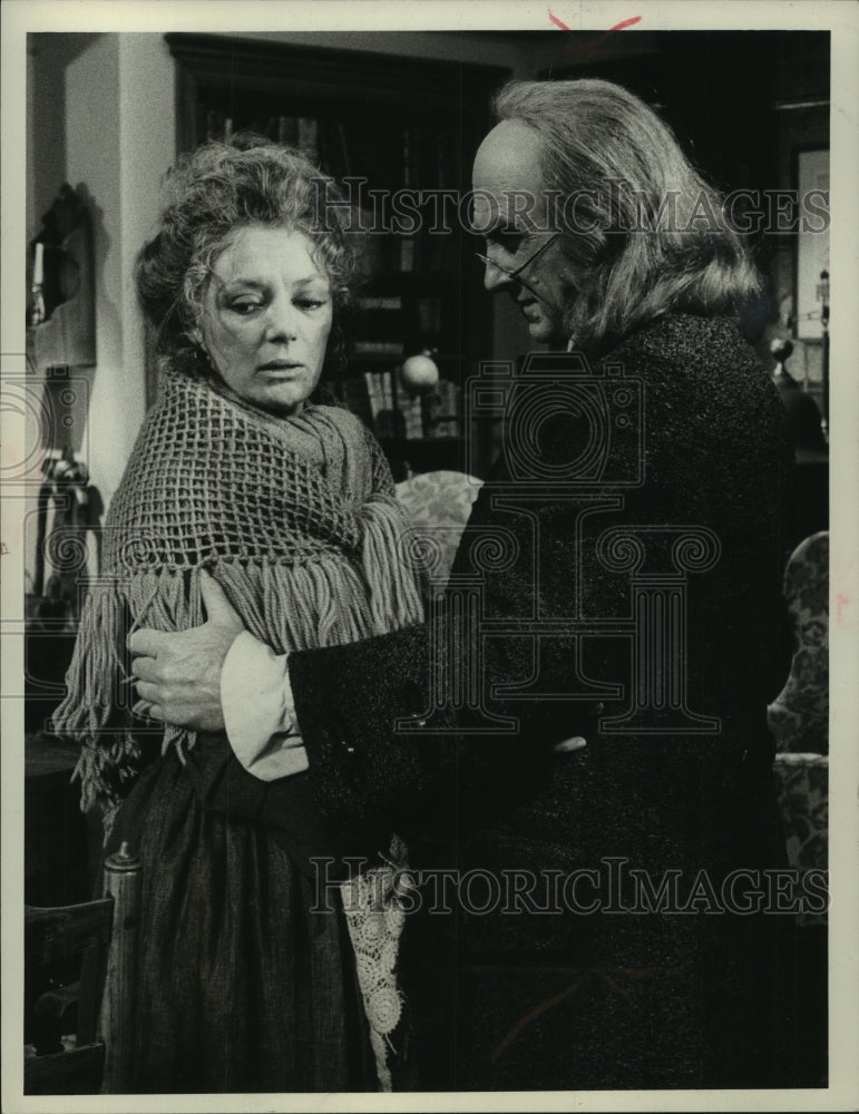 1974, Lloyd Bridges & Sheree North as Benjamin Franklin and His Wife - Historic Images