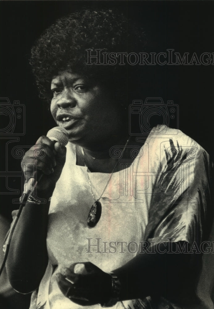 1987, Singer Koko Taylor at Summerfest - mjp36030 - Historic Images