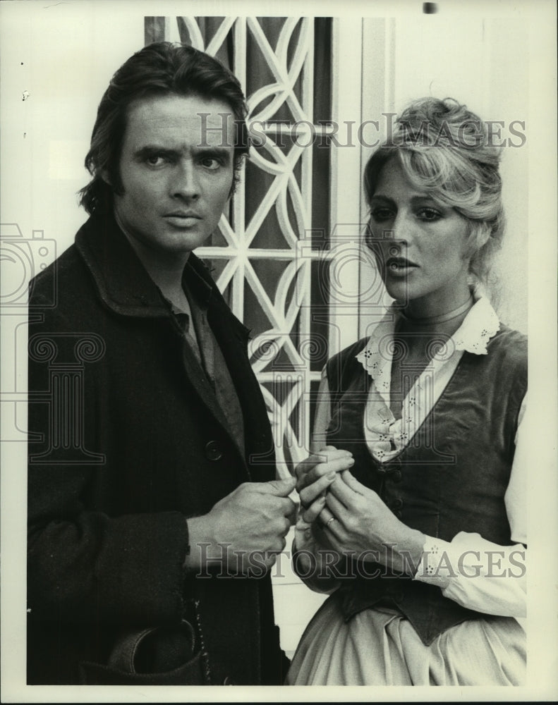 1976, Joanna Pettet & Richard Jordan in "Capatins & Kings" - Historic Images