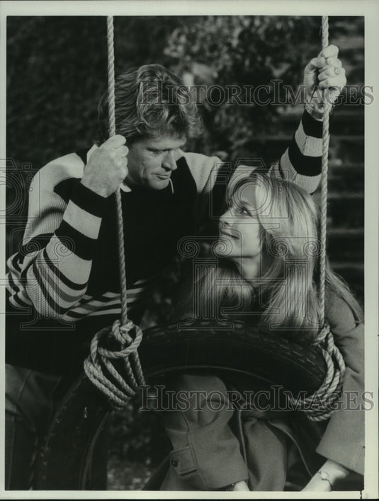 1976, Joanna Pettet & Larry Casey in "The Dark Side of Innocence" - Historic Images