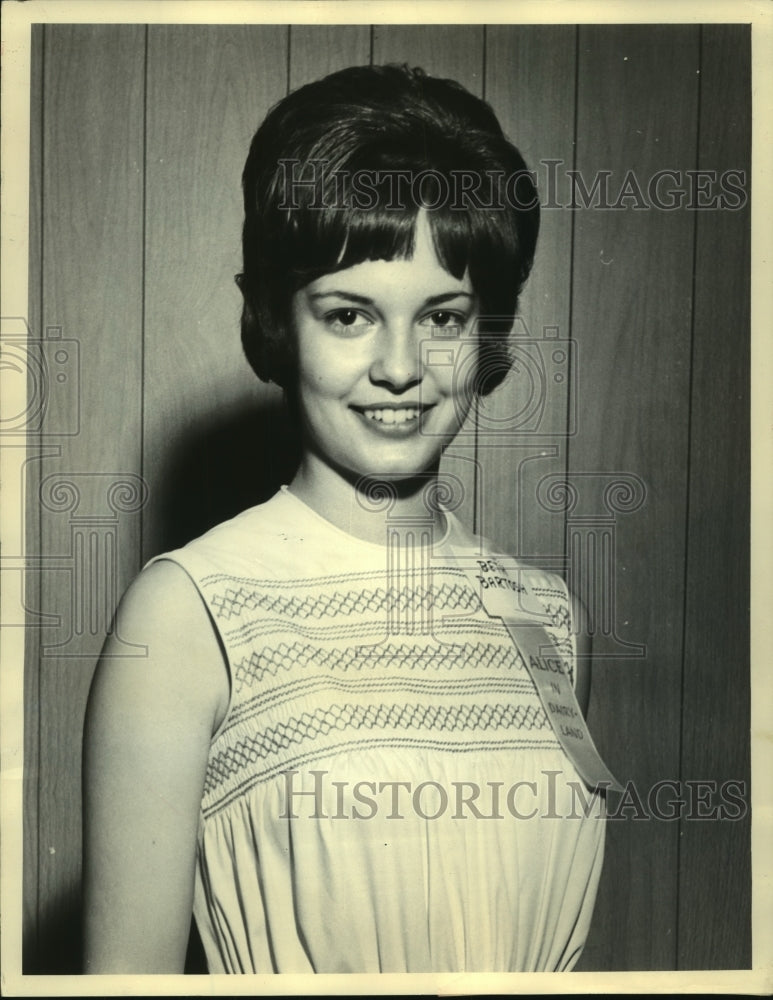 1964, Wisconsin&#39;s Alice in Dairyland Beth Bartosh - mjp36118 - Historic Images