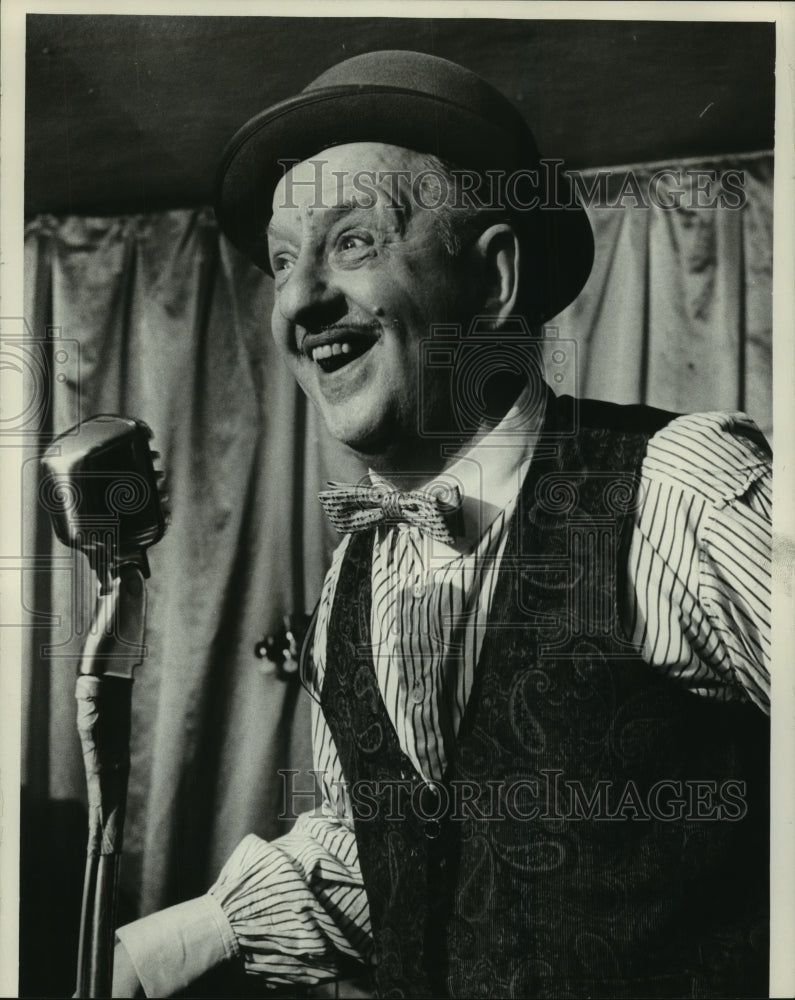 1964, Milwaukee entertainer Ben Siegel - mjp36312 - Historic Images