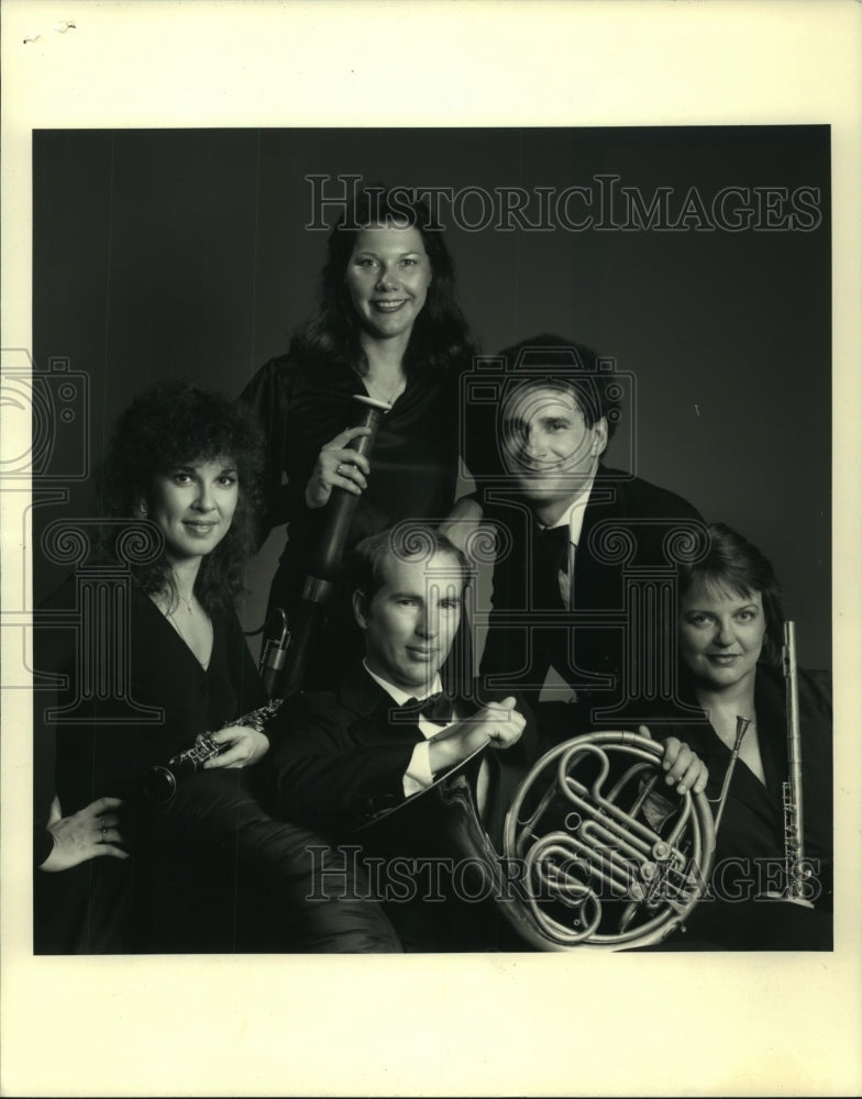 1987 Press Photo Members of the group, The Sylvan Winds - mjp36496 - Historic Images