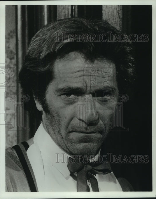 1975, Actor George Segal in "The Duchess and the Dirtwater Fox" - Historic Images