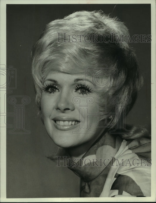 1973, Singer Connie Stevens - mjp36693 - Historic Images