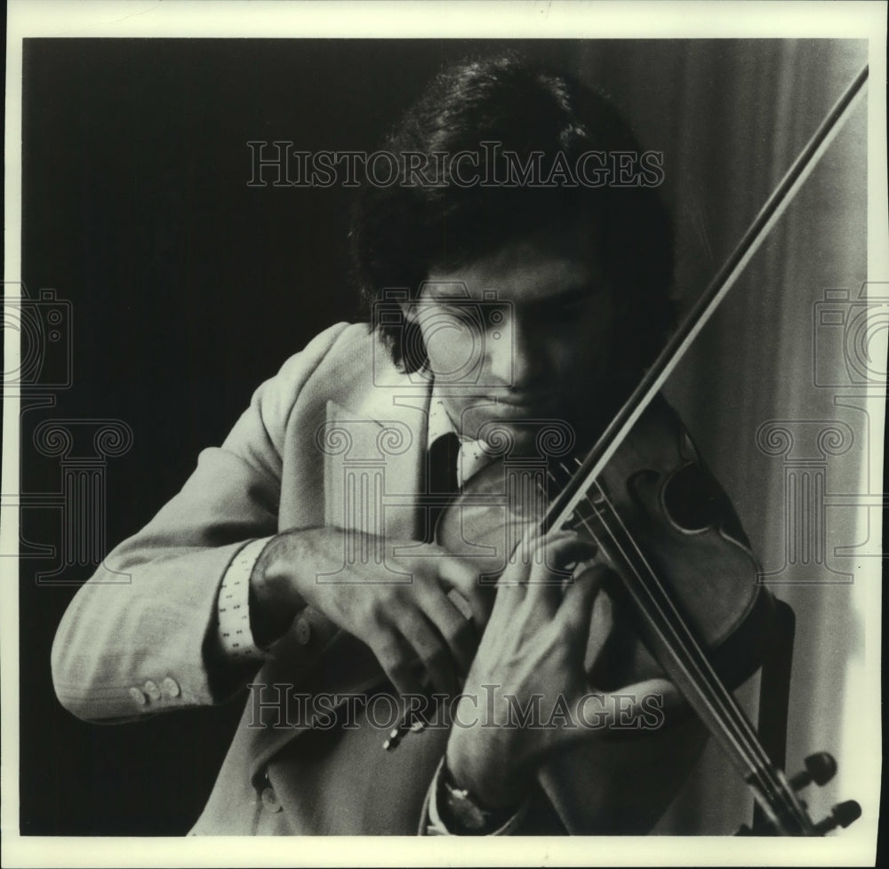 1976, Jaques Irsraelievitch, violinist with Milwaukee Chamber Music. - Historic Images