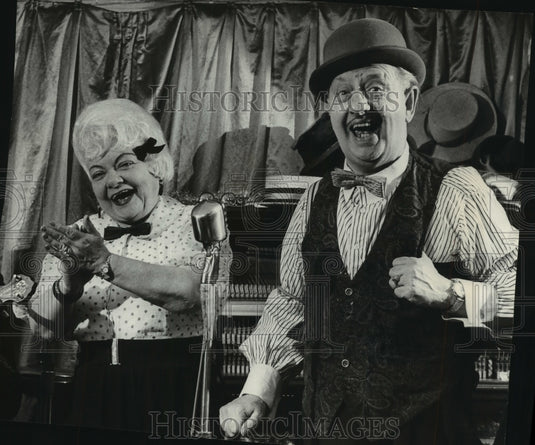 1964, Dottie Norman and Ben Siegel, entertainers, Milwaukee. - Historic Images