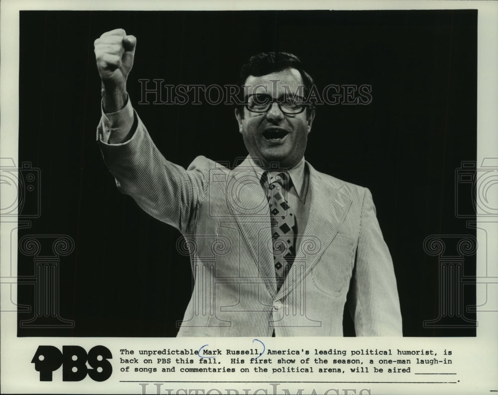 1978, Political humorist Mark Russell in his own one man show on PBS - Historic Images