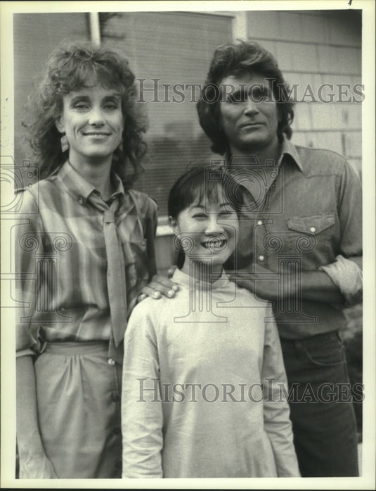 1984 Press Photo Jenny Sullivan With Co-Stars In NBC's 'Highway To Heaven' - Historic Images