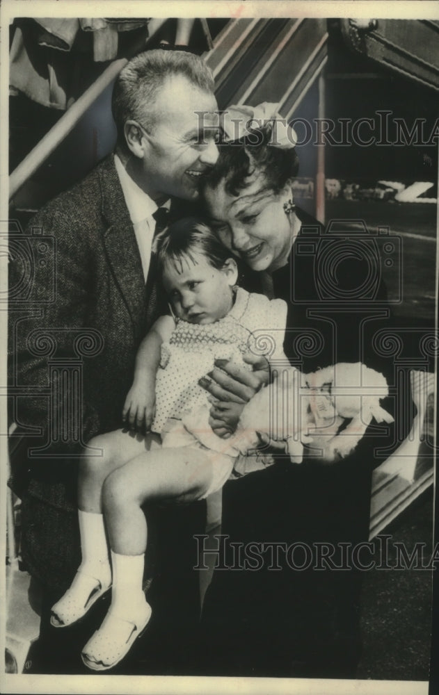 1958, Actor Eddie Albert and wife Margo, with adopted daughter Marie - Historic Images